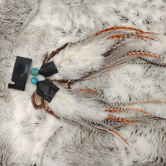 Feather earrings - Picture 4 of 6